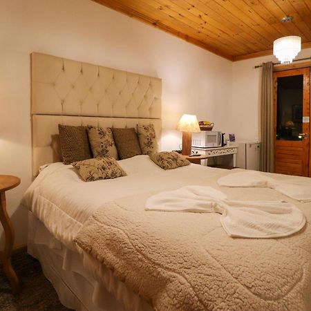 Pousada Campos Do Jordao Suites Exterior photo